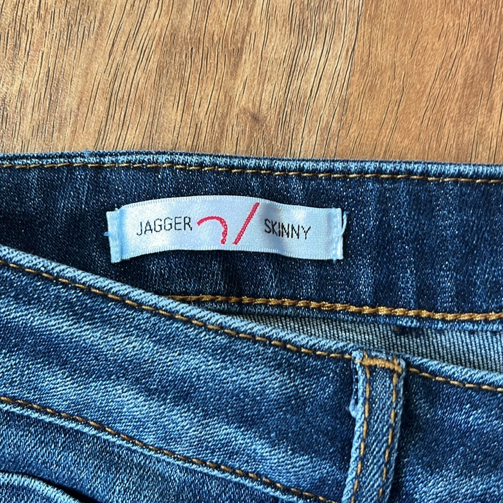 EUC Vigoss denim Skinny Jagger - Picture 2 of 16